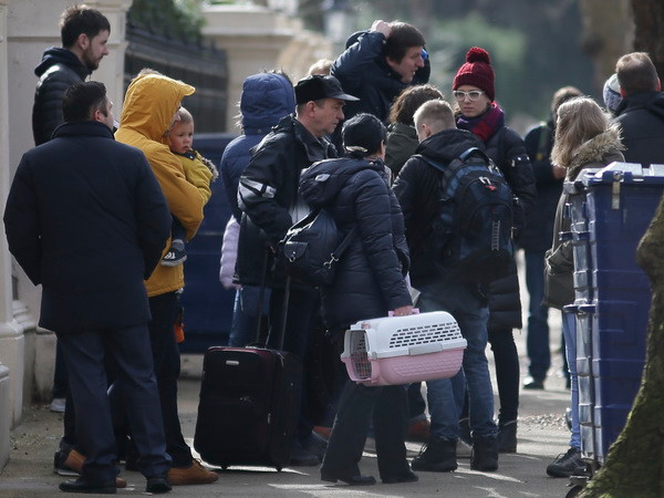 Anh không đưa thêm các biện pháp trừng phạt mới nhằm vào Nga ảnh 1