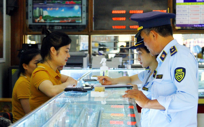 ttxvn_quan ly thi truong vang.jpg