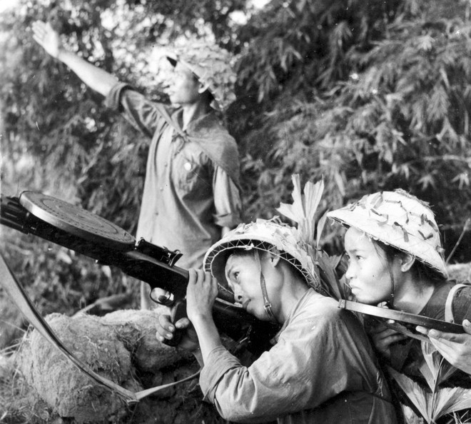 Vai trò của dân quân tự vệ Việt Nam trong quốc phòng toàn dân ảnh 1