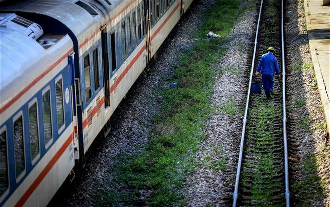 Đường sắt tăng nhiều tàu khách trên tuyến Bắc-Nam phục vụ du lịch Hè ảnh 1