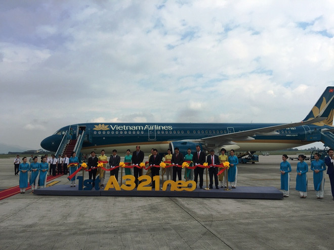 Vietnam Airlines đón nhận thêm 'đôi cánh mới' vừa cập bến Nội Bài ảnh 1