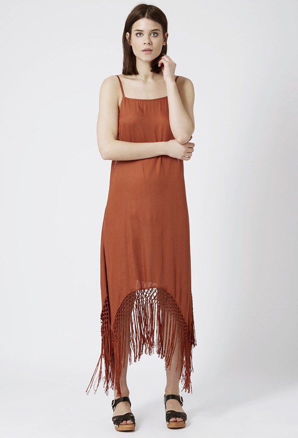 Bốn mẫu đầm quyến rũ có thể "gây bão" trong ngày giao mùa ảnh 19