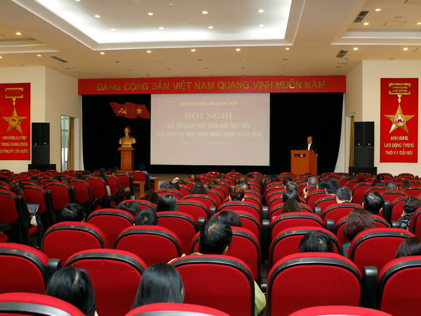 Toàn cảnh hội nghị. (Ảnh: Văn Điệp/TTXVN) Đảng bộ TTXVN quán triệt, triển khai Nghị quyết Hội nghị TW 6 ảnh 1