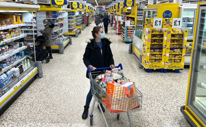 Khoản vay của Chính phủ Anh tăng mạnh trong tháng 11 năm 2022 ảnh 1