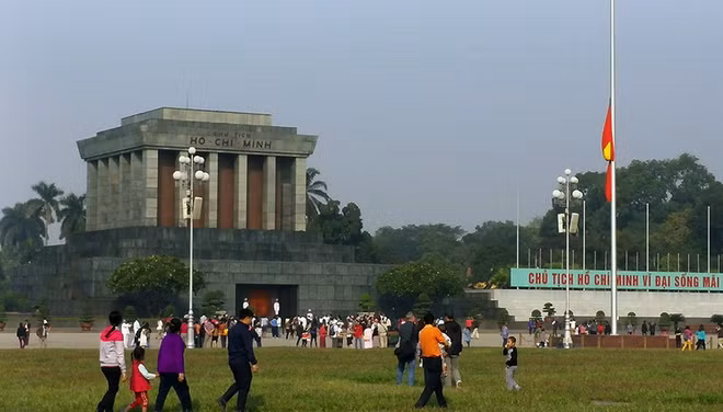 Lãnh tụ Fidel Castro Ruz mãi trong trái tim nhân dân Việt Nam ảnh 1