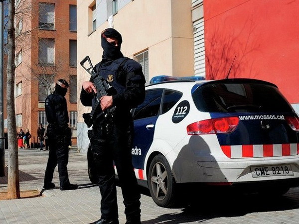 Tây Ban Nha phát hiện khối lượng lớn thuốc nổ gần biên giới Pháp ảnh 1