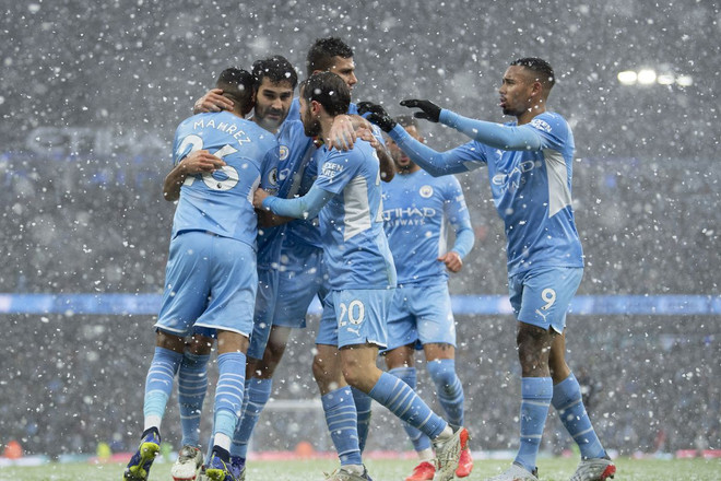 Premier League: Chelsea-M.U chia điểm, Man City áp sát ngôi đầu ảnh 1