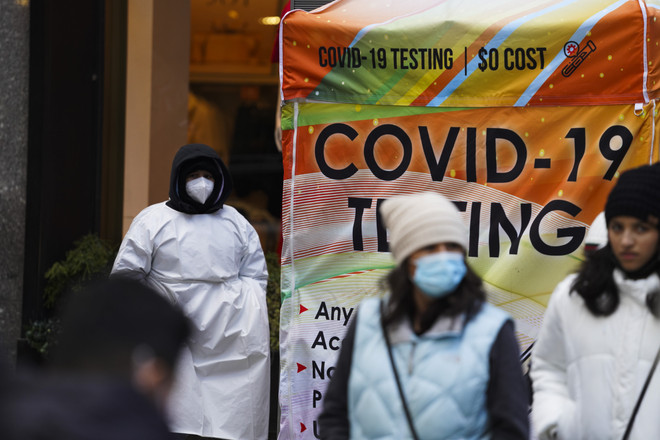 Mỹ xác định mất khoảng 2 tuần mới có dữ liệu cuối cùng về Omicron ảnh 1