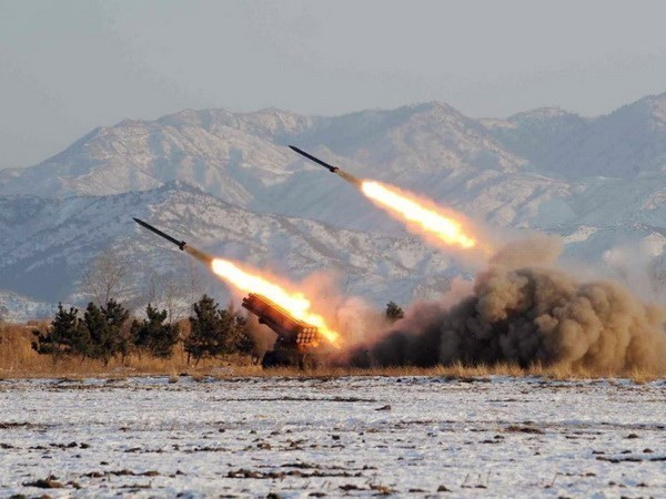 Hàn Quốc, Nhật Bản nhất trí hợp tác chặt chẽ đối phó Triều Tiên ảnh 1