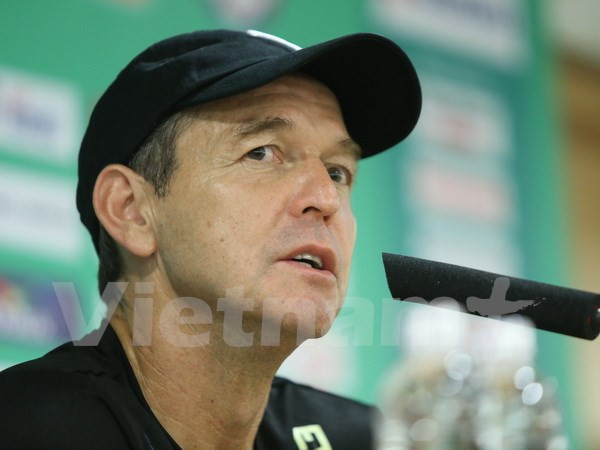 HLV Dooley quyết gây sốc trên đất Thái, chờ tái ngộ Việt Nam ảnh 1