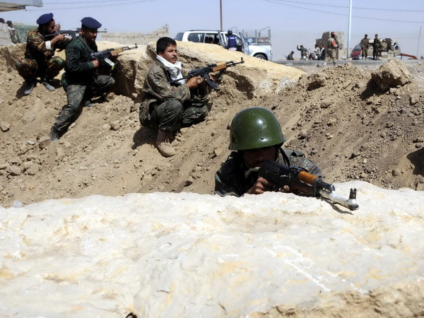 Yemen giải cứu hai nhân viên Liên hợp quốc bị bắt cóc ảnh 1