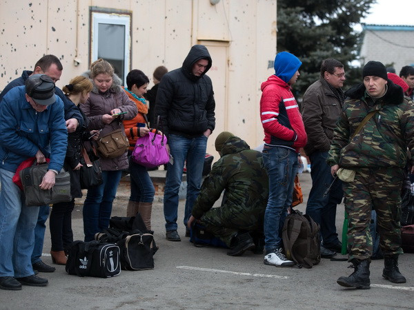 Tổng thống Nga nêu nguyên nhân gây bất ổn ở miền Đông Ukraine ảnh 1