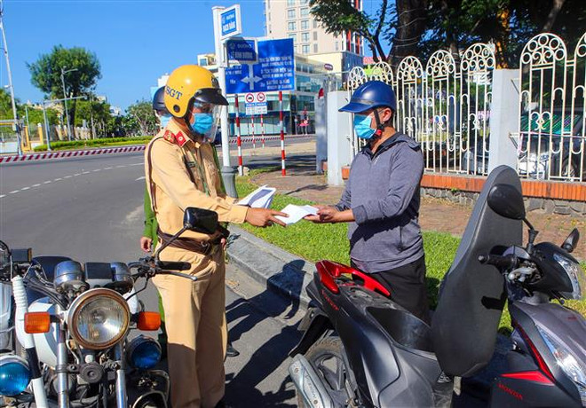 Các địa phương nỗ lực không để dịch lan rộng trong cộng đồng ảnh 4