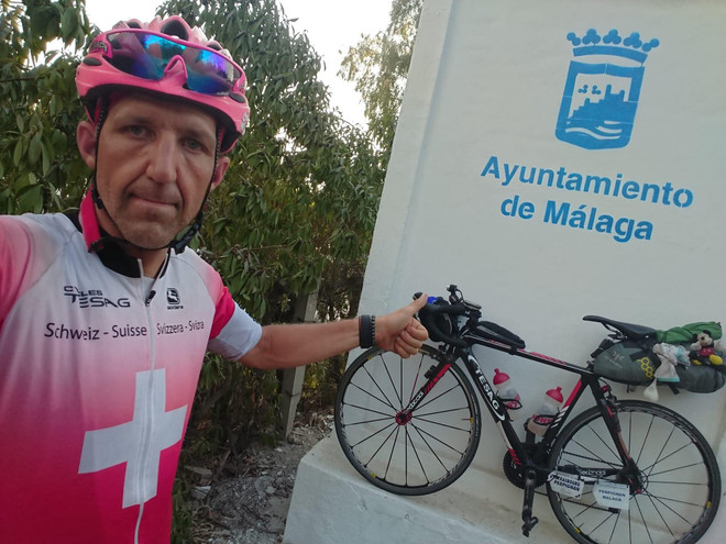 Một công dân Thụy Sĩ lập kỷ lục đạp xe qua 16 nước trong 6 ngày ảnh 1