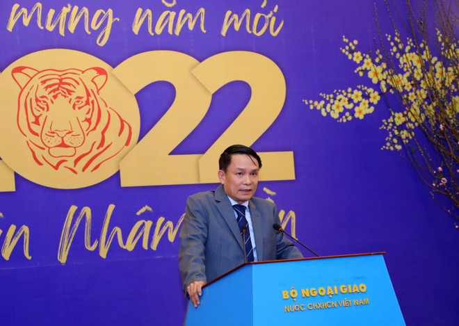 Bộ trưởng Ngoại giao Bùi Thanh Sơn gặp gỡ báo chí đầu năm ảnh 2