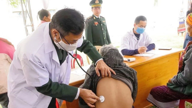 'Hội chợ 0 đồng' dành cho các bệnh nhân có hoàn cảnh khó khăn ảnh 1