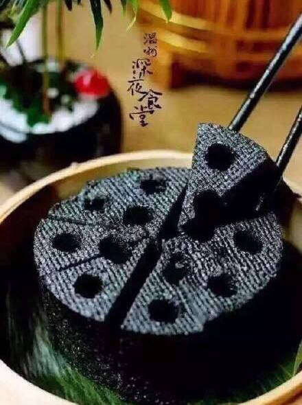 [Photo] Bánh "than tổ ong" bất ngờ tạo ra cơn sốt ở Trung Quốc ảnh 4