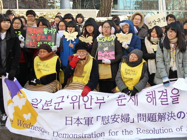 Hàn Quốc đồng ý họp với Triều Tiên về "phụ nữ mua vui" ảnh 1