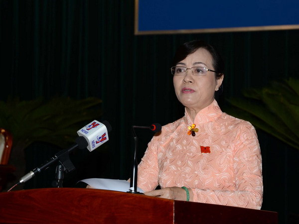 Hội đồng Nhân dân TP.HCM ra Nghị quyết về miễn giảm học phí ảnh 1