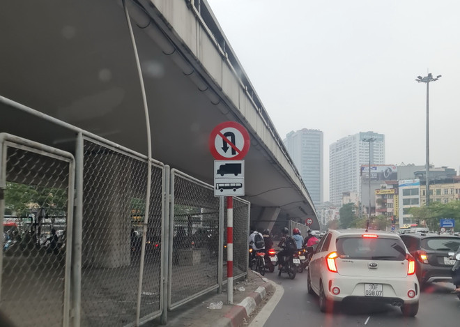 Thành phố Hà Nội tiếp tục điều chỉnh giao thông nút Ngã Tư Sở ảnh 1