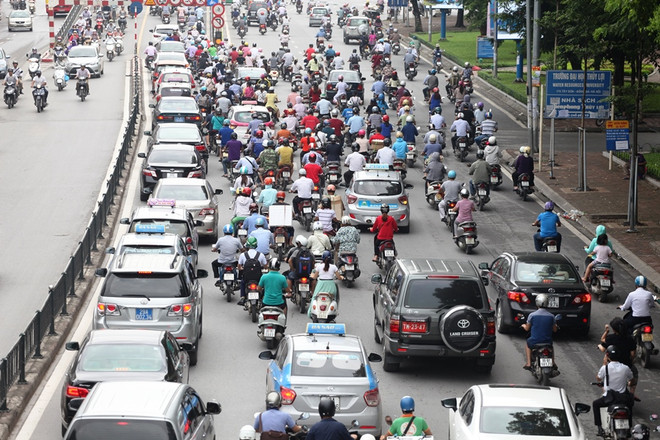 Xe máy gia tăng là dấu vết của lịch sử, “nạn nhân” quy hoạch đô thị ảnh 1