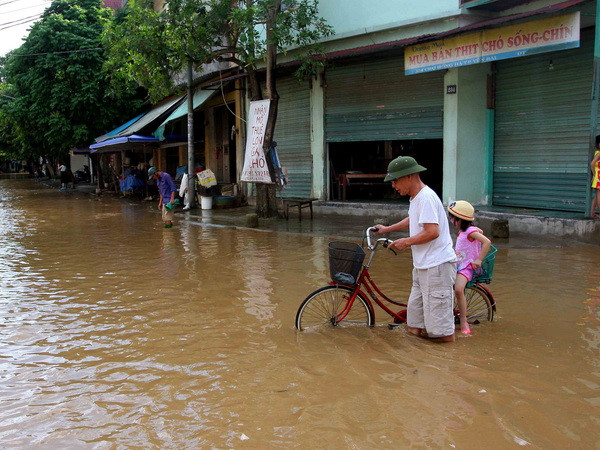 Bộ Công an chỉ đạo lực lượng ứng phó với cơn bão số 4 ảnh 1