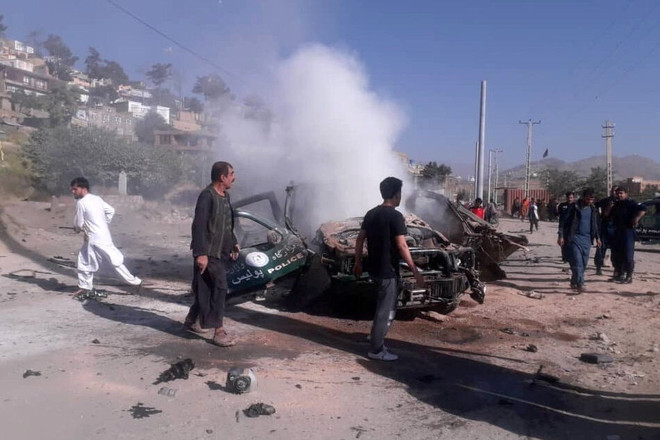 Đánh bom liều chết gây nhiều thương vong tại Afghanistan ảnh 1