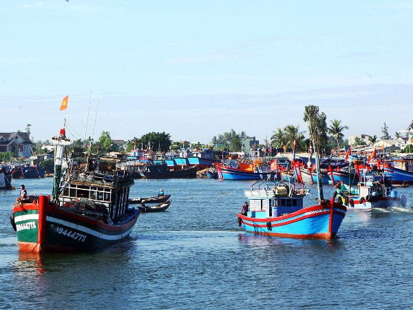 Đóng tàu vỏ thép: Ngư dân hào hứng, ngóng chờ vay vốn ảnh 1
