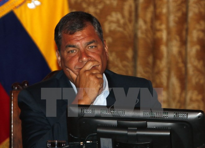 Tổng thống Ecuador bác cáo buộc vượt giới hạn nợ với Trung Quốc ảnh 1