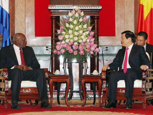 Lãnh đạo Đảng, Nhà nước tiếp Đoàn đại biểu cấp cao Đảng Cộng sản Cuba ảnh 2