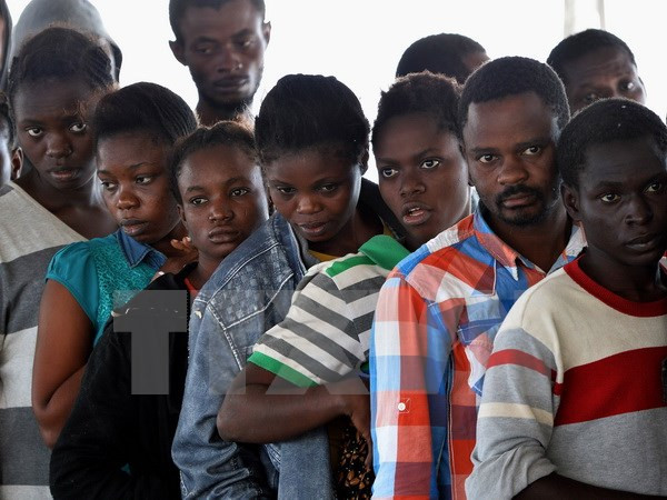 Đức: Gần 18.400 trường hợp người tị nạn bị trục xuất về nước ảnh 1