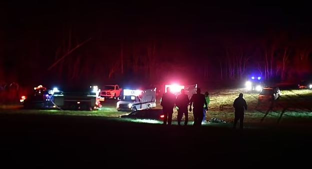 Mỹ: Hai trực thăng của quân đội va chạm trên bầu trời Kentucky ảnh 1