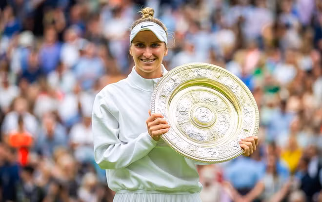 Hạ bệ Novak Djokovic, Carlos Alcaraz lần đầu vô địch Wimbledon ảnh 3
