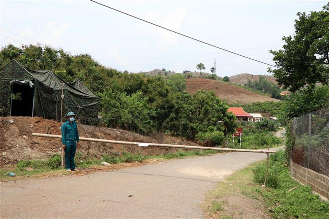 Sơn La chấm dứt hoạt động vùng cách ly y tế đối với xóm Mỏ Đồng ảnh 1