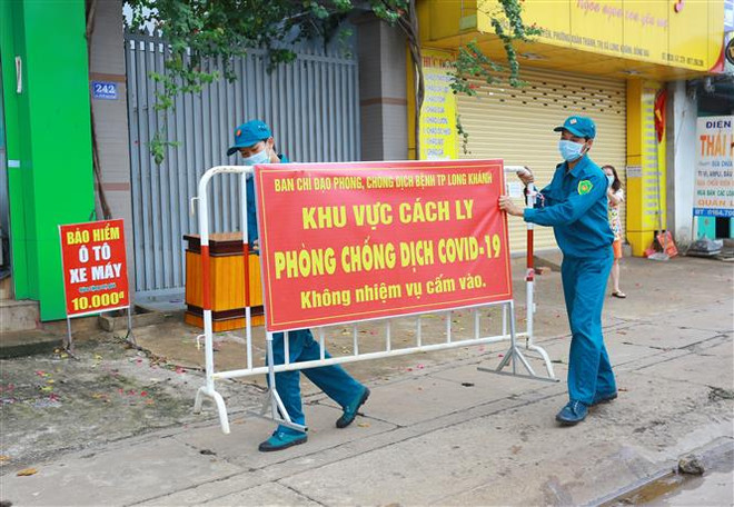 Cảnh giác với dịch bệnh nhưng không ngăn sông, cấm chợ ảnh 1