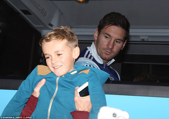 Cristiano Ronaldo và Lionel Messi hâm nóng thành Manchester ảnh 6