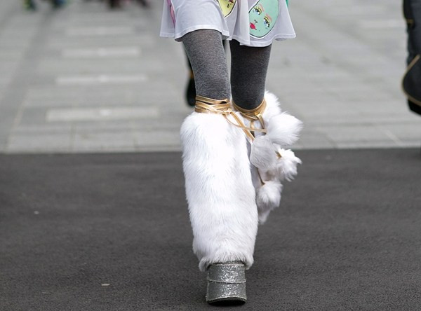 Loạt street style ấn tượng nhất tuần lễ Paris Thu Đông 2015 ảnh 35