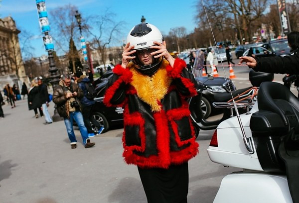 Loạt street style ấn tượng nhất tuần lễ Paris Thu Đông 2015 ảnh 12