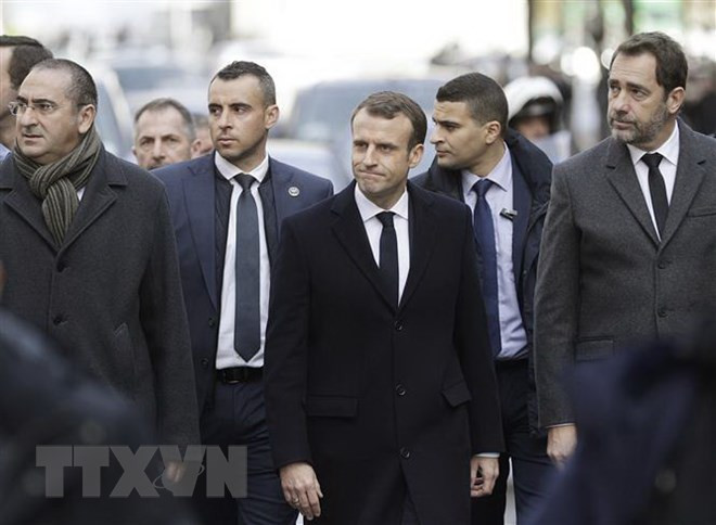 'Hành động đầu tiên' của Chính phủ Pháp và góc nhìn của 'áo vàng' ảnh 1