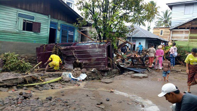 Thiên tai, tai nạn tại Ấn Độ và Indonesia gây thương vong lớn ảnh 1