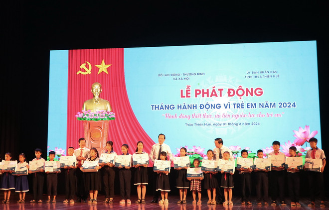 ttxvn_phat_dong_thang_hanh_dong_vi_tre_em_2024_0106-3.jpg
