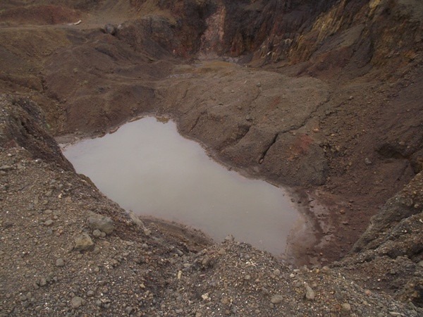 Tài nguyên đi đâu khi dân nghèo, nhà nước thất thu? ảnh 1