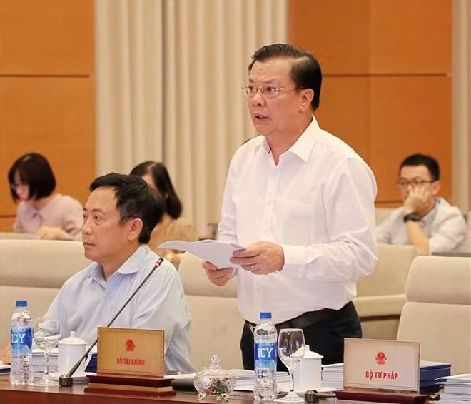 Bảo đảm thị trường chứng khoán phát triển ổn định, bền vững, an toàn ảnh 1