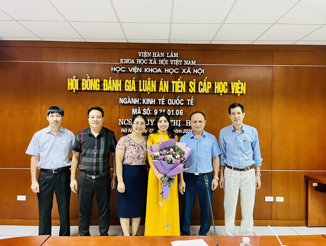 Những "bóng hồng" trong lĩnh vực khoa học công nghệ của Việt Nam ảnh 3