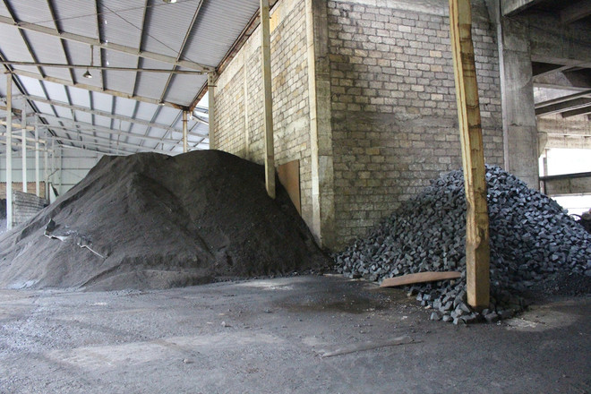 Bài 2: Bị dừng hoạt động, công ty khoáng sản vẫn "thản nhiên" nhả khói ảnh 1