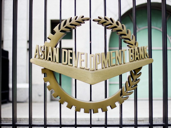 ADB hỗ trợ Philippines cải thiện tài chính địa phương ảnh 1