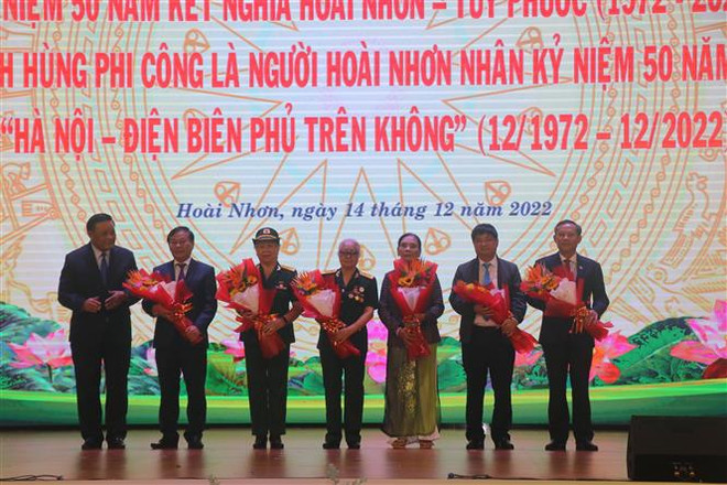 Vinh danh những phi công trong chiến thắng “Điện Biên Phủ trên không” ảnh 1
