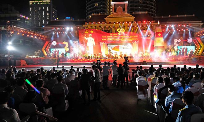 Cầu truyền hình trực tiếp chúc Tết quân và dân huyện đảo Trường Sa ảnh 1