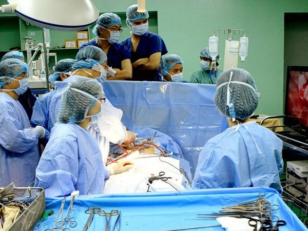 Phẫu thuật, điều trị thành công bệnh nhi bị chảy máu mũi liên tục ảnh 1