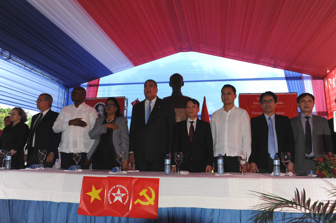 Người dân Cộng hòa Dominicana tôn vinh Chủ tịch Hồ Chí Minh ảnh 1